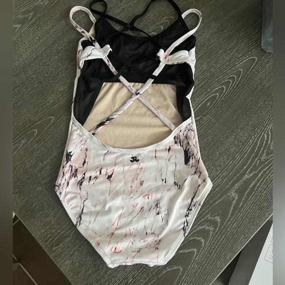 Jo + Jax Willow Leotard - Picture 2 of 6